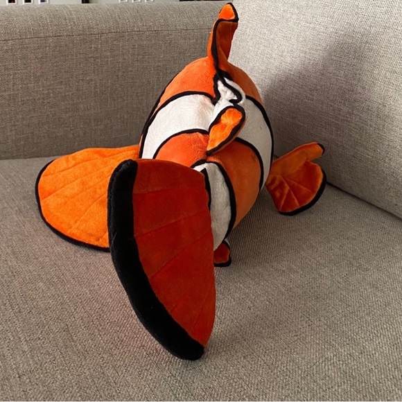 Disney Store Finding Nemo Stuffed Animal Plush Toy✨ - Picture 4 of 7